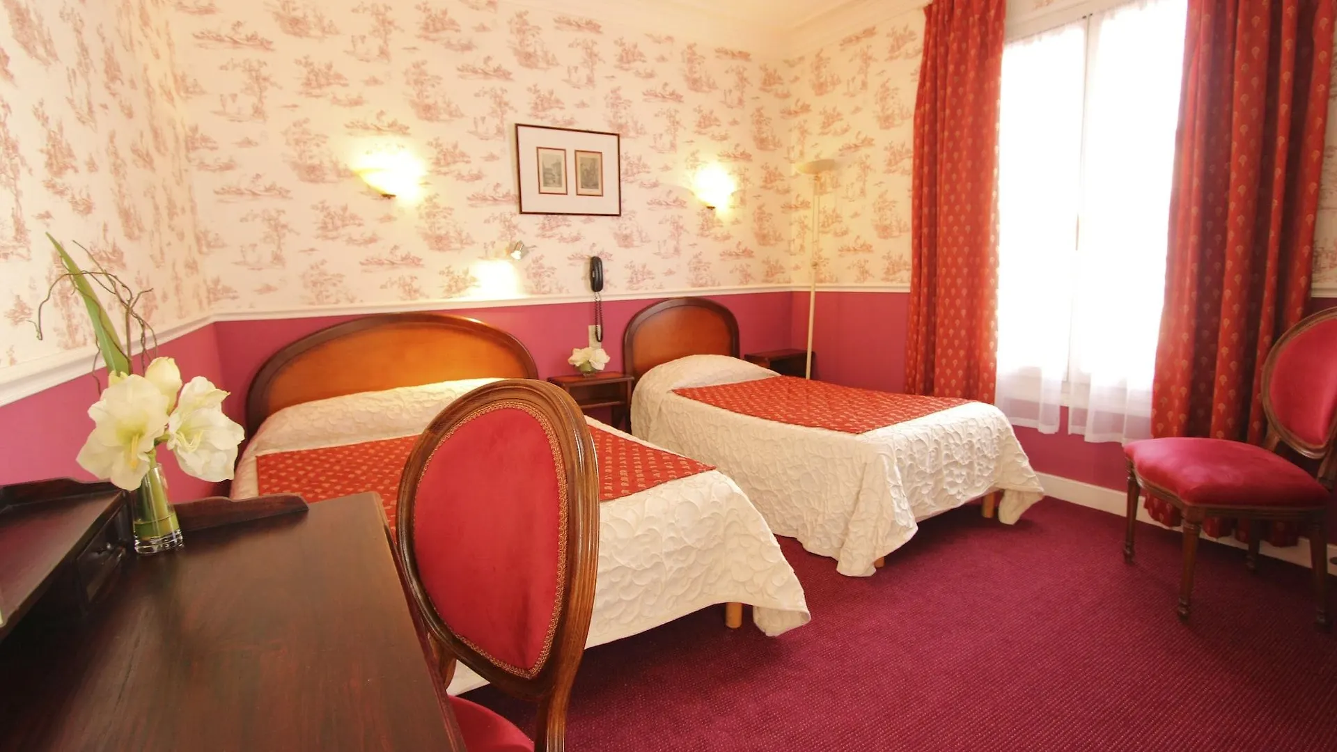 Hotel Chopin Paris 2*,