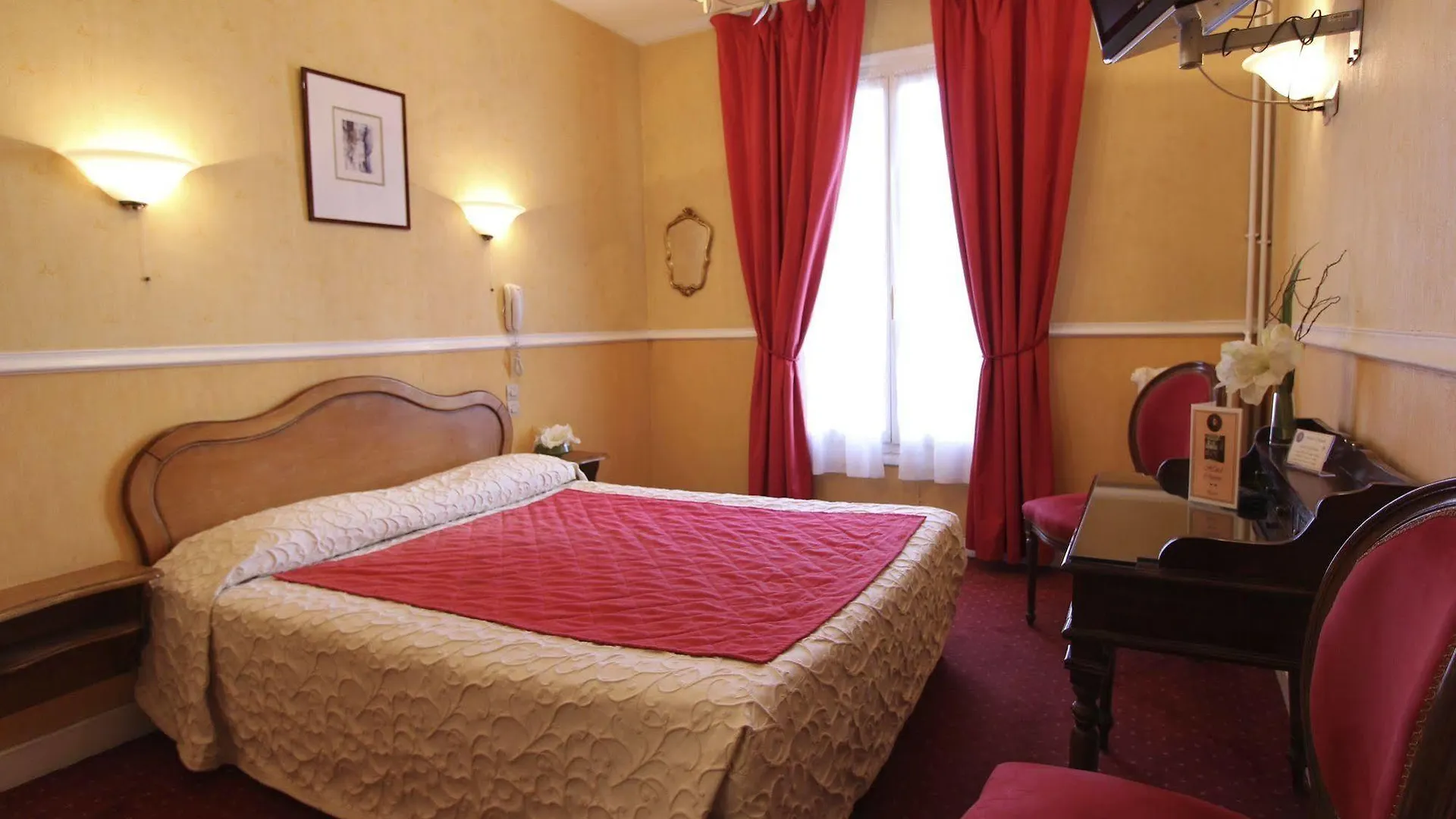 Hotel Chopin Paris France