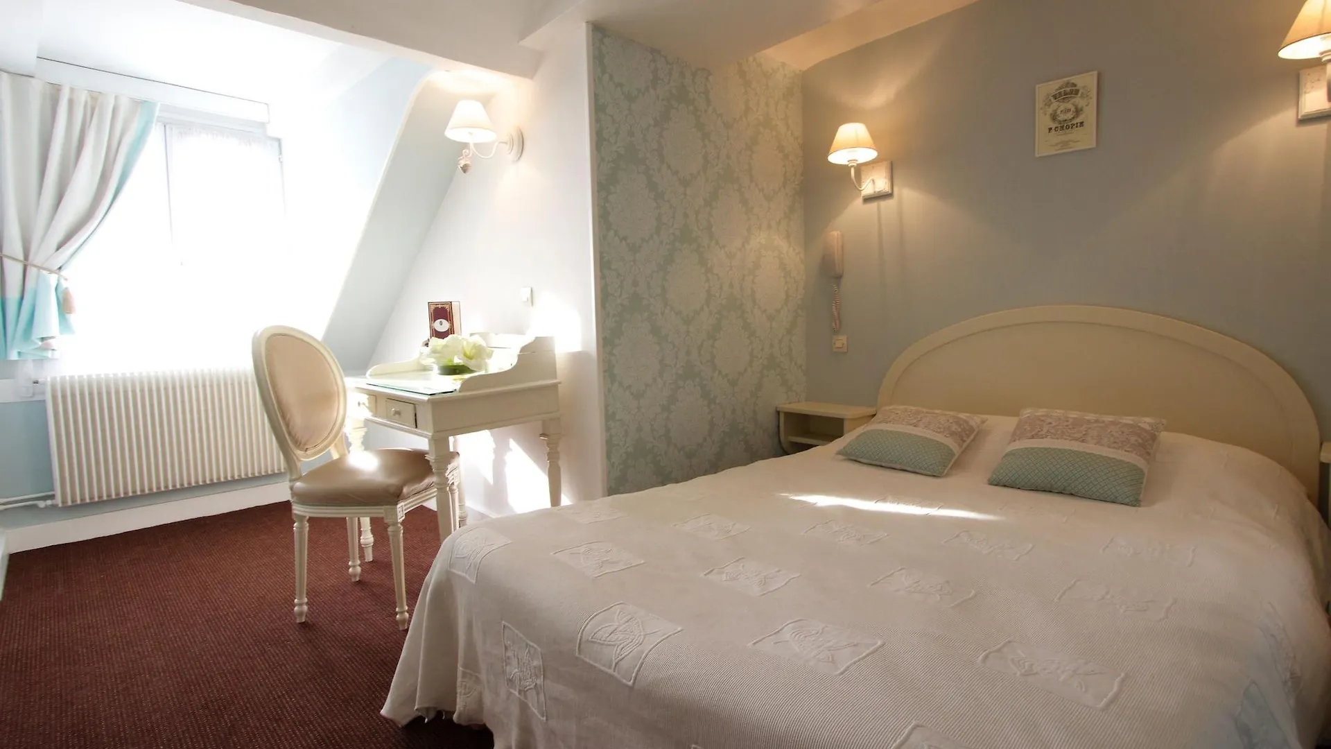 Hotel Chopin Paris 2*,
