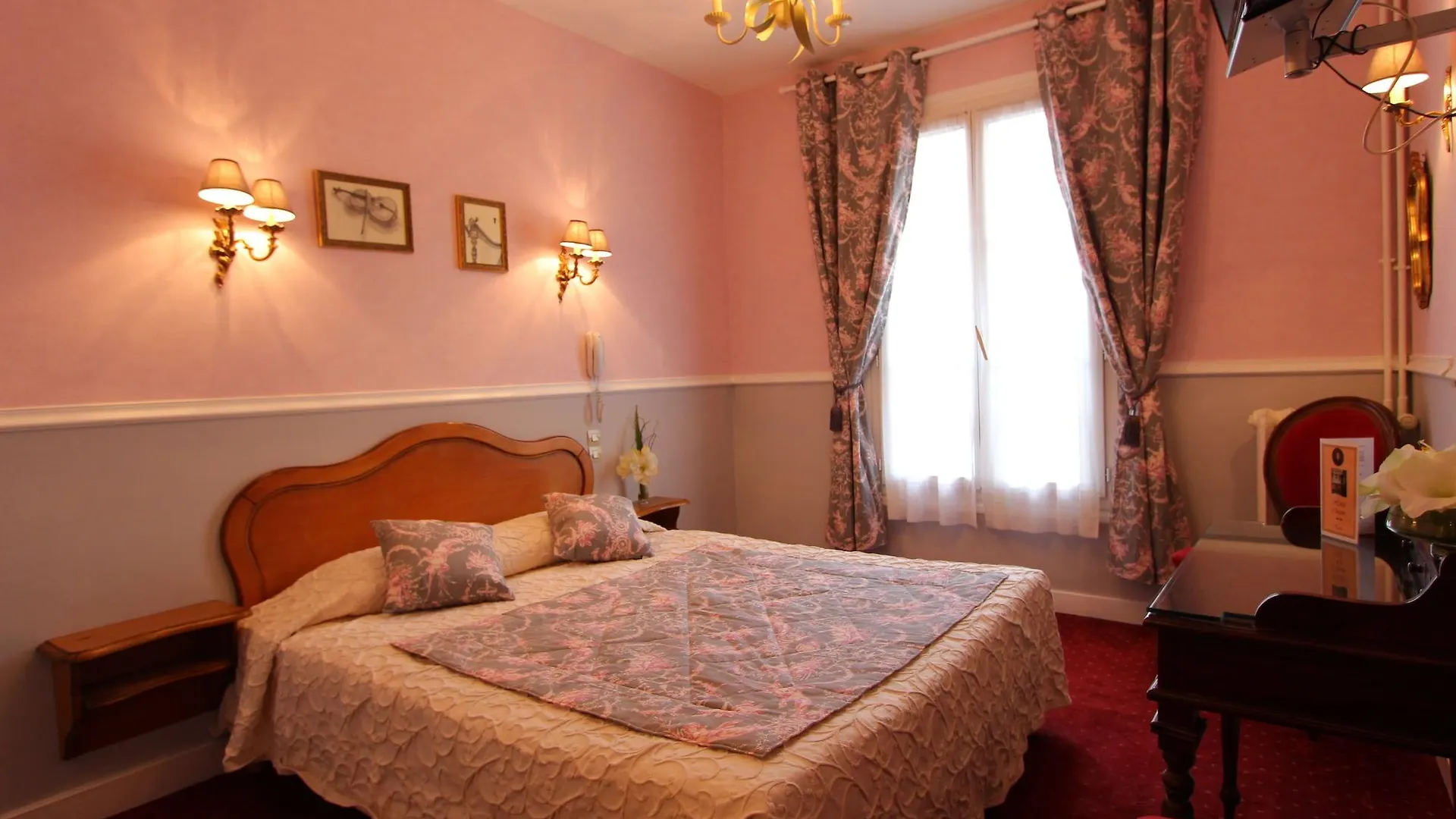 Hotel Chopin location